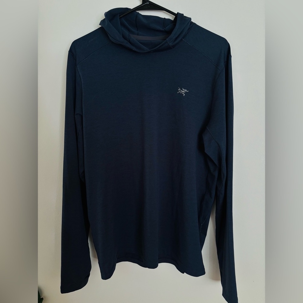 SOLD Men’s Arc’teryx Cormac Hoody
